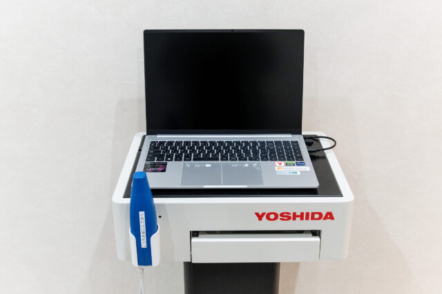 口腔内スキャナー